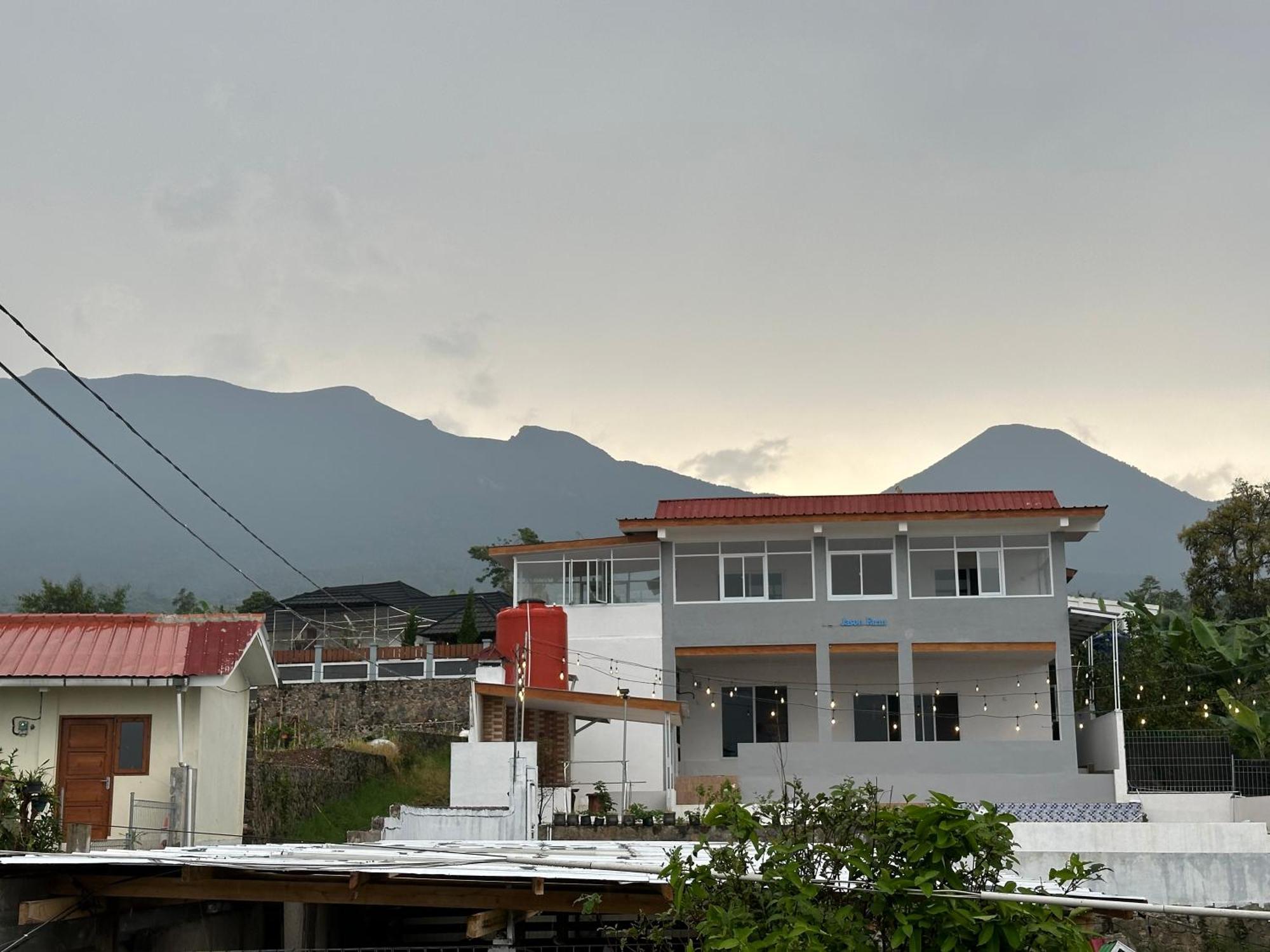 Jason Farm Villa Pacet  ภายนอก รูปภาพ
